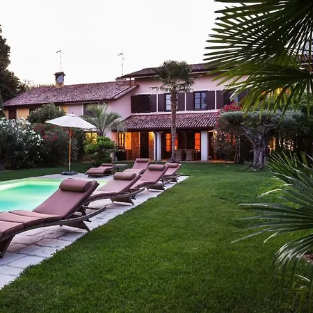 Casa-friuli Doppelhaus Prázdninový dům Gradisca dʼIsonzo